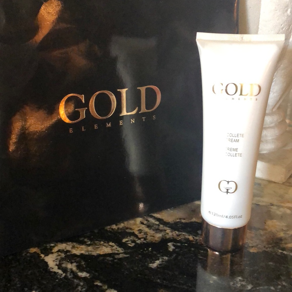 •SOLD•. GOLD ELEMENTS DÉCOLLETÉ CREAM